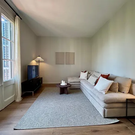 Barcelonaforrent Plaza Sagrada Familia Apartment