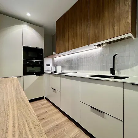 Barcelonaforrent Plaza Sagrada Familia Apartment Barcelona