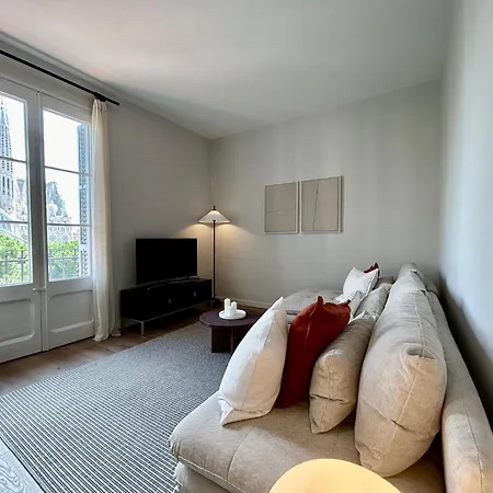 Barcelonaforrent Plaza Sagrada Familia Apartment
