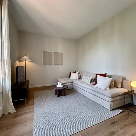 Barcelonaforrent Plaza Sagrada Familia Apartment